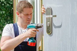 Super Locksmith Service Warren, MI 586-393-7438 - lock-changing