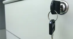 Super Locksmith Service Warren, MI 586-393-7438 - unlocking-file-cabinet